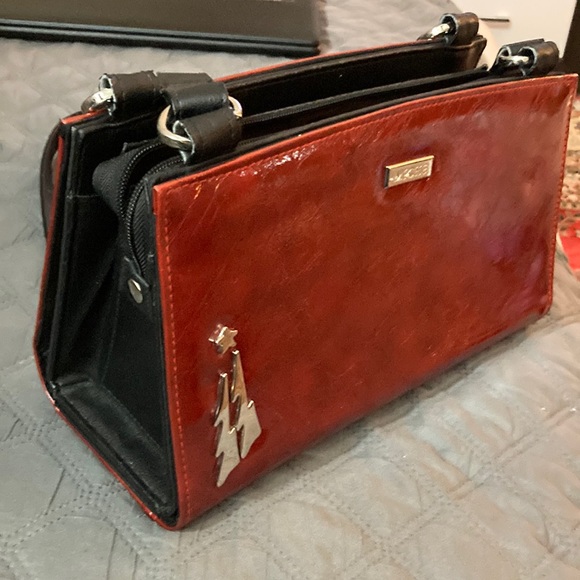 COPY - collection of 9 assorted Miche classic purse shells and one base purse - Picture 10 of 16